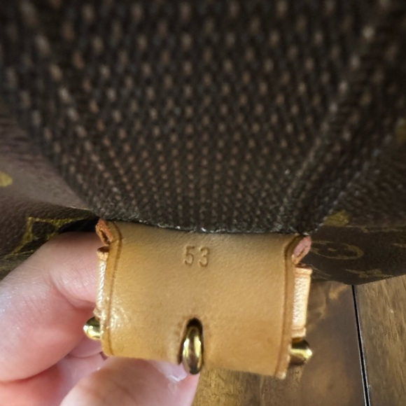 Louis Vuitton Satellite 53 - Picture 8 of 16